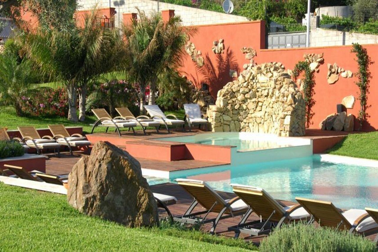 Villa Morgana Resort And Spa Torre Faro Exterior photo